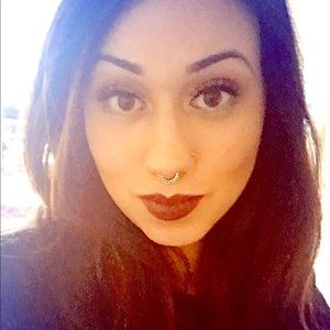 Meet your Posher, Marly